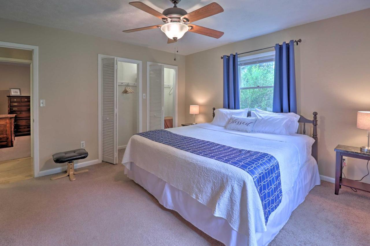 Hendersonville Home With Fire Pit 5 Mi To Downtown! Luaran gambar